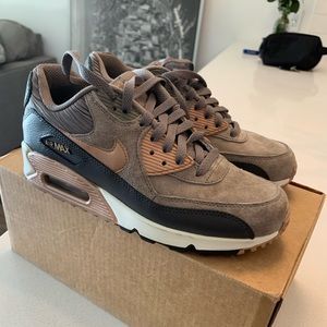 Nike air max 90 women’s